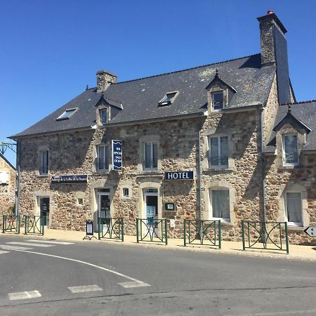 Auberge Vallee De La Douve L'Etang-Bertrand Екстериор снимка